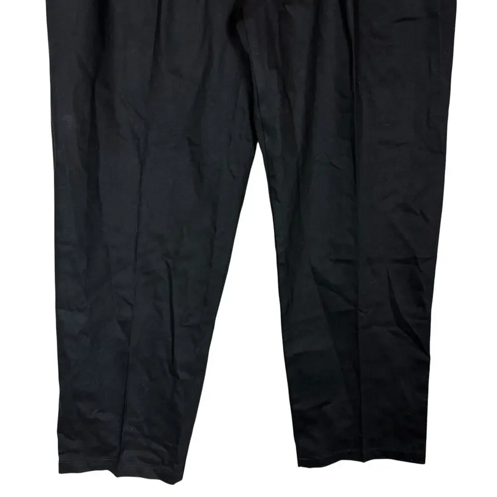 Dockers Signature Khaki Pants Men 32x30 Black Pleated Classic Fit Flex Waistband